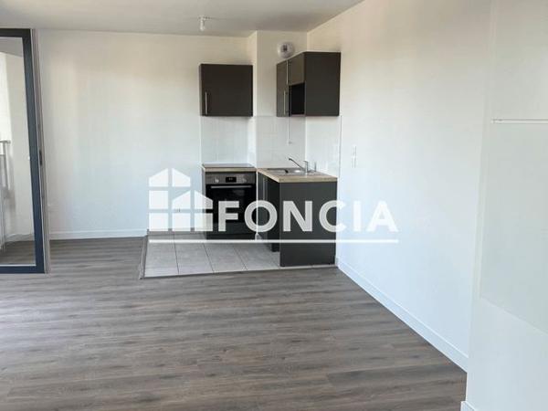 Location Appartement 2 pièces 40.57 m² - 12 RUE ARISTIDE BRIAND Chennevieres Sur Marne 94430