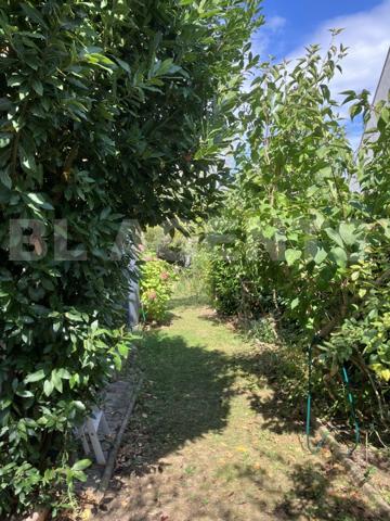 PAVILLON AVEC JARDIN à MEAUX 