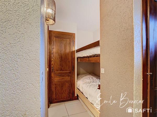 Studio avec balcon, cave et parking