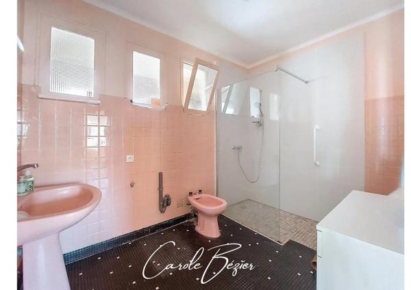 Maison 3 chambres + grand garage