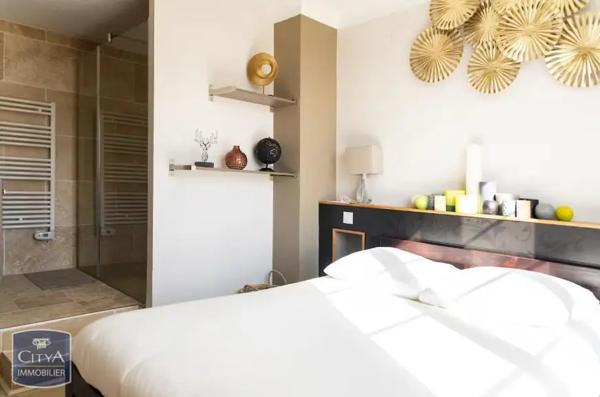 Appartement à louer 2 pièces 52m²