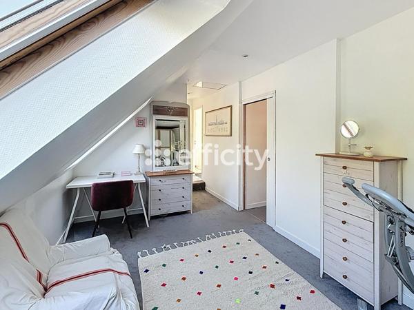 Maison 7 pièces - 165 m²