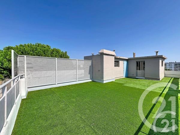 Immeuble à vendre  350 m 2   CAVAILLON  - 84