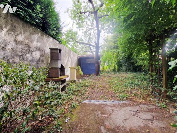 maison non mitoyenne avec jardin