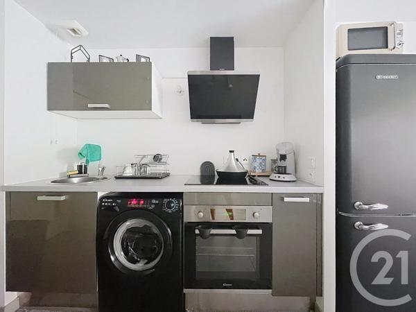 Appartement F2 à vendre  2 pièces - 41 m 2   VALLAURIS  - 06