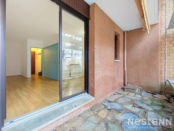 *** SOUS COMPROMIS ** Ramonville Saint-Agne. Appartement T1 en rez-de-jardin avec une cave a vendre.