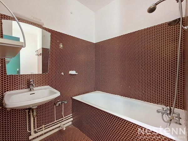 *** SOUS COMPROMIS ** Ramonville Saint-Agne. Appartement T1 en rez-de-jardin avec une cave a vendre.