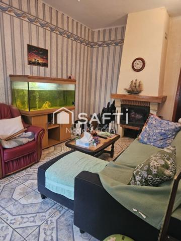 Maison mitoyenne 4 pièces,2 chambres,garage,jardin