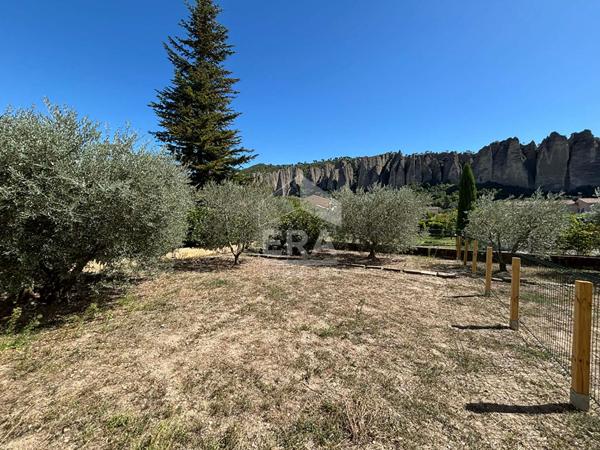Haut de villa T4  de 77.80m² - LES MEES