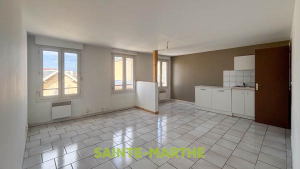 Niort centre, appartement type 2. Niort (79000)