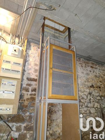 Maison rustique 9 pièces de 255 m² à Saint-Setiers (19290)