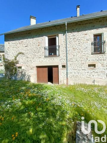 Maison rustique 9 pièces de 255 m² à Saint-Setiers (19290)