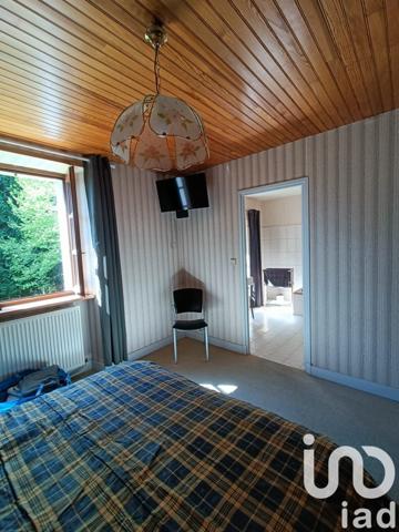 Maison rustique 9 pièces de 255 m² à Saint-Setiers (19290)