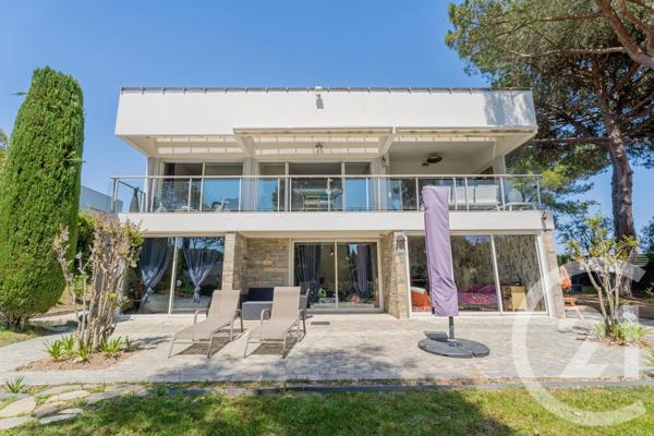 Maison à vendre  6 pièces - 185,88 m 2   BIOT  - 06