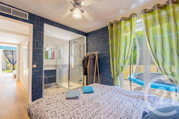 Maison à vendre  6 pièces - 185,88 m 2   BIOT  - 06