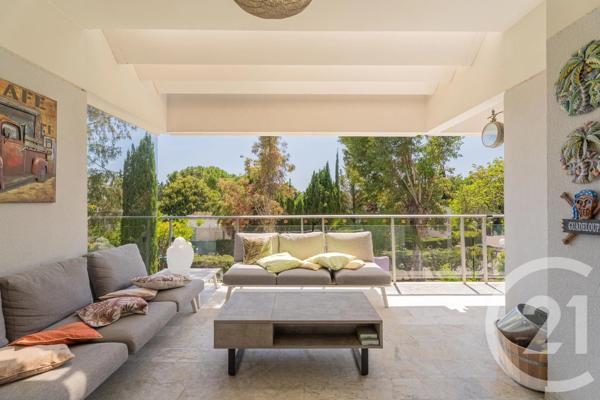 Maison à vendre  6 pièces - 185,88 m 2   BIOT  - 06