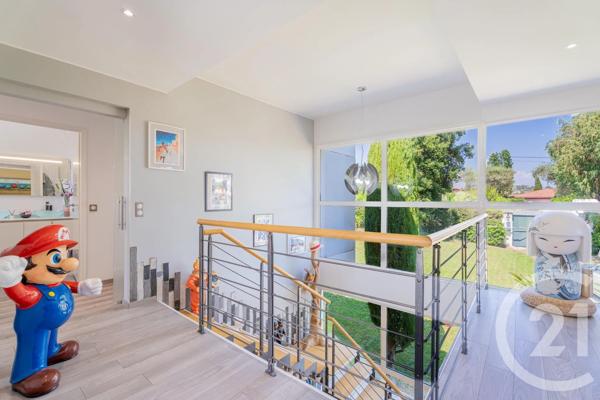 Maison à vendre  6 pièces - 185,88 m 2   BIOT  - 06