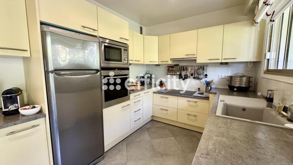 Appartement 3 pièces - 100 m² Bien prestige