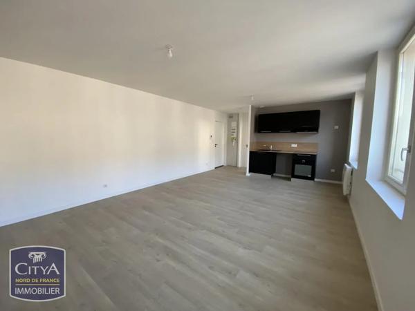 Appartement à louer 2 pièces 48.3m² Valenciennes (59300)
