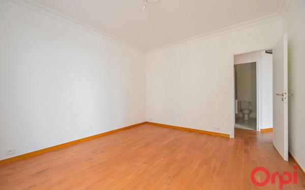 Appartement à vendre    3 pièces • 53,20 m2 Paris 13