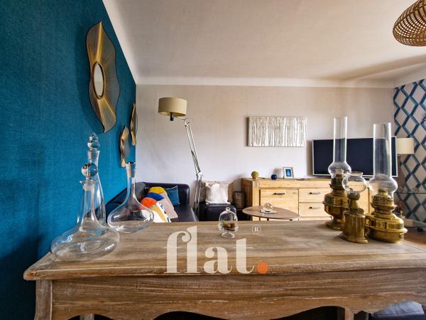 Grand Appartement T3/T4 de 92m2+Place de pkg en s/sol+ balcon / dpe C / 3ème étage / ascenseur