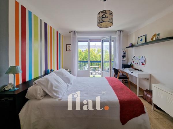 Grand Appartement T3/T4 de 92m2+Place de pkg en s/sol+ balcon / dpe C / 3ème étage / ascenseur