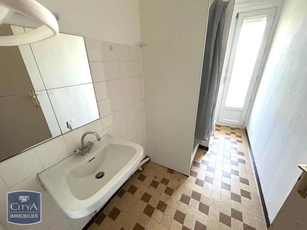 Appartement à louer 1 pièce 30.83m² Port-de-Bouc (13110)