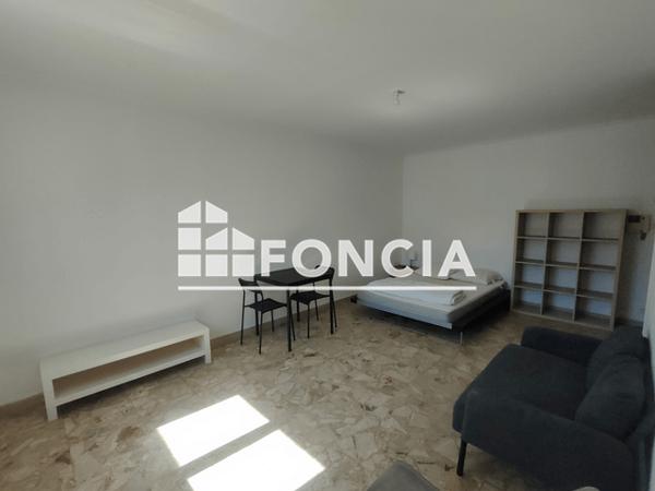 Location Studio meublé 32.71 m² - 181 AVENUE DE LA CAPELETTE Marseille 13010