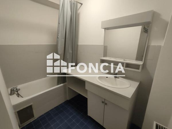 Location Studio meublé 32.71 m² - 181 AVENUE DE LA CAPELETTE Marseille 13010