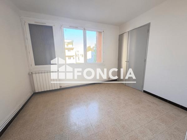 Location Appartement 3 pièces 57.23 m² - 735-37 AVENUE COLONEL PICOT Toulon 83100