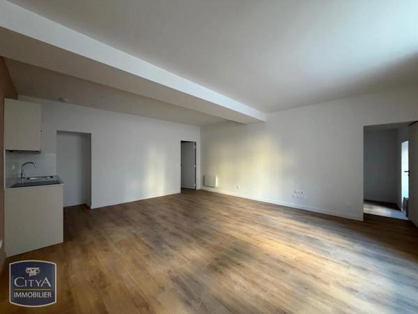 Appartement à louer 3 pièces 74.1m²