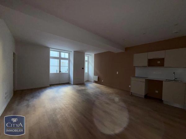 Appartement à louer 3 pièces 74.1m²
