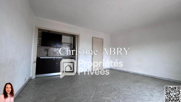STUDIO 28M2 CENTRE VILLE MANDELIEU