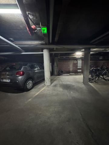 Parking à louer Paris 16