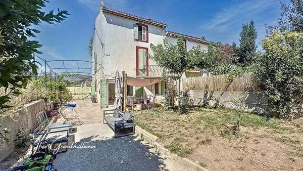 Maison de charme à fort potentiel sur Peyrolles !