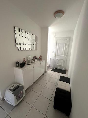 Maison familiale 4 ch., bureau, grande terrasse