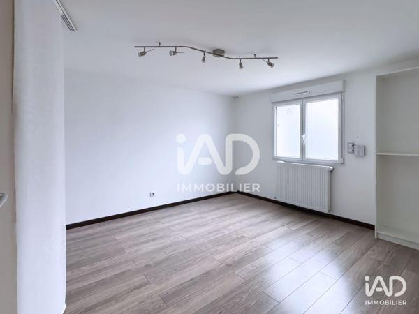 Location local d’activité 15 m² Yerres