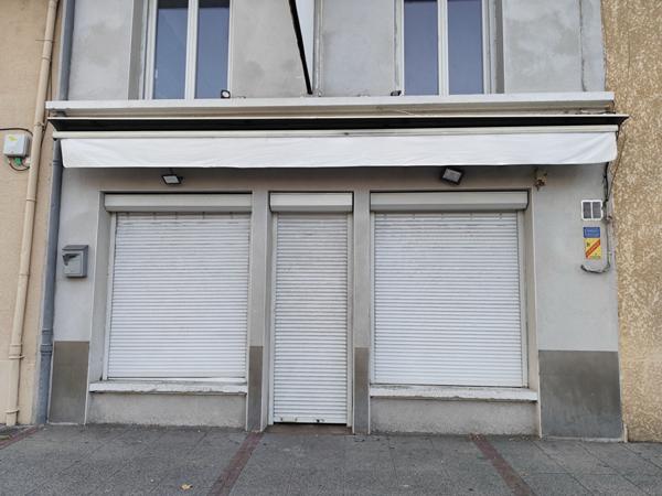 Fonds de commerce Bar Les Abrets En Dauphine sur un axe passant !