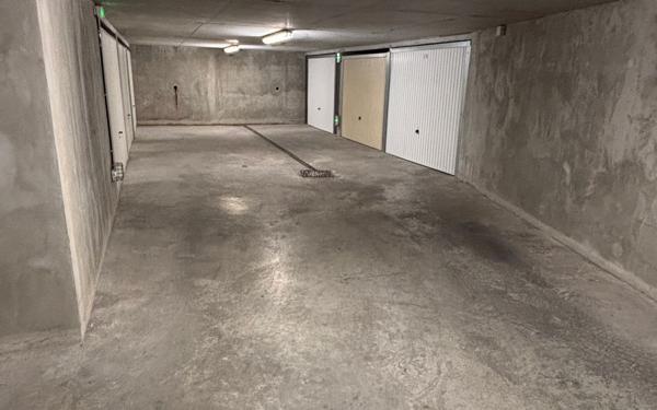 Stationnement à vendre    Lyon 7