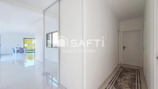 Saint-Etienne de st Geoirs, Maison contemporaine de plain-pied – 125 m² – Terrain 675 m²