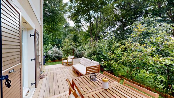 Lumière, espace et jardin à Montévrain