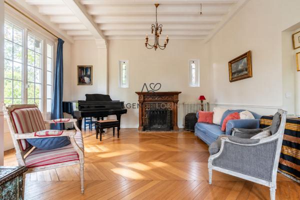 Maison Le Vésinet 9 pièces 214 m² Le vesinet