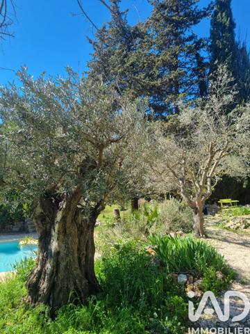 Maison à vendre 10 pièces 286 m² Lorgues