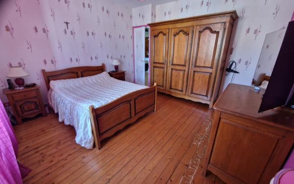 Maison à vendre    6 pièces •  Saint-Vallier