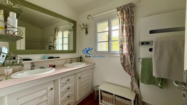 SAINT ROGATIEN MAISON 4 CHAMBRES PISCINE GARAGE  La rochelle