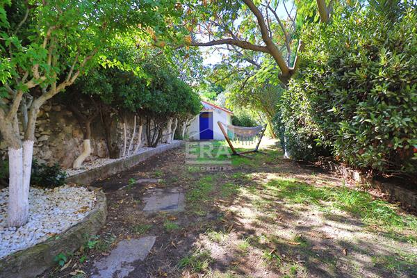 À LOUER MAISON 55 m² MEUBLÉ AVEC JARDIN DE 100 m² -POINTE ROUGE - À 300 M DE LA MER