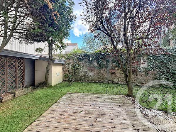 Maison à vendre  5 pièces - 108,12 m 2   RAMBOUILLET  - 78