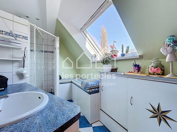 MAISON A SAISIR SUR OFFRE 4 pièces avec garage et sublime extérieur