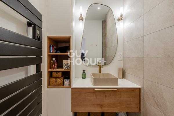 Appartement traversant - vue dégagée - ascenseur - cave