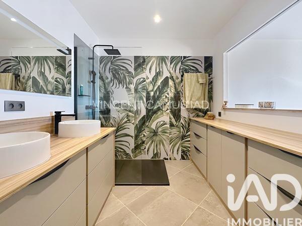 Maison à vendre 7 pièces 270 m² Ollioules